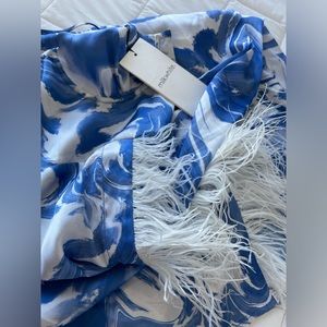 Milk White Réal Feather